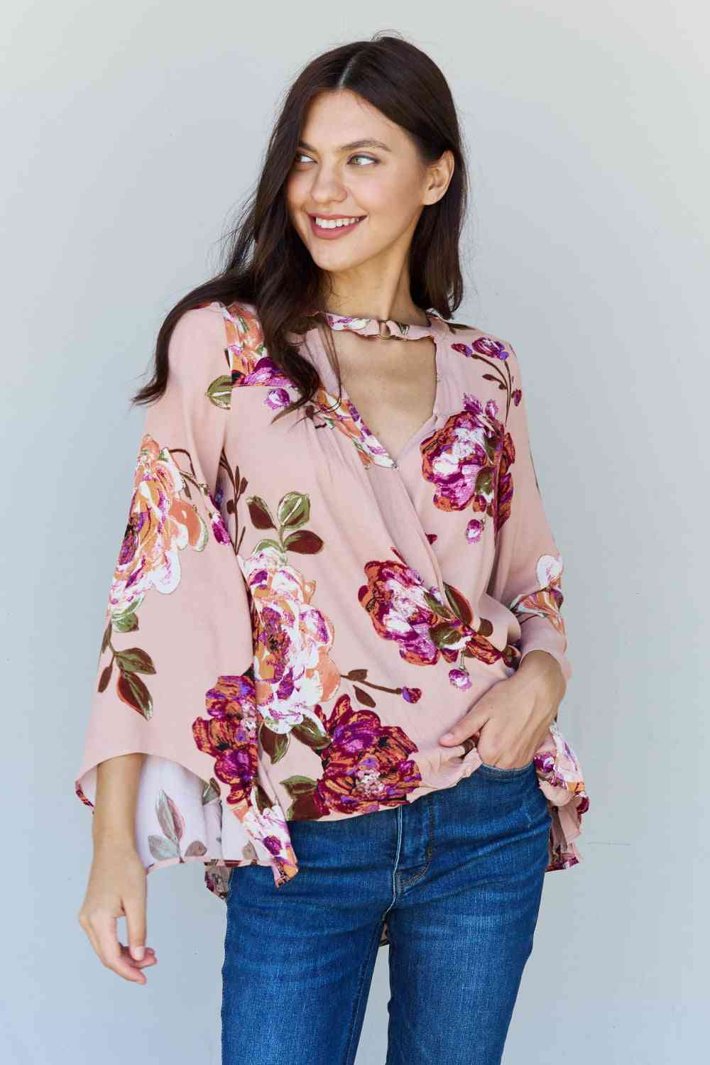 Full Size Floral Bell Sleeve Crepe Top - Floral / S - Camis & Tops - Shirts & Tops - 1 - 2024