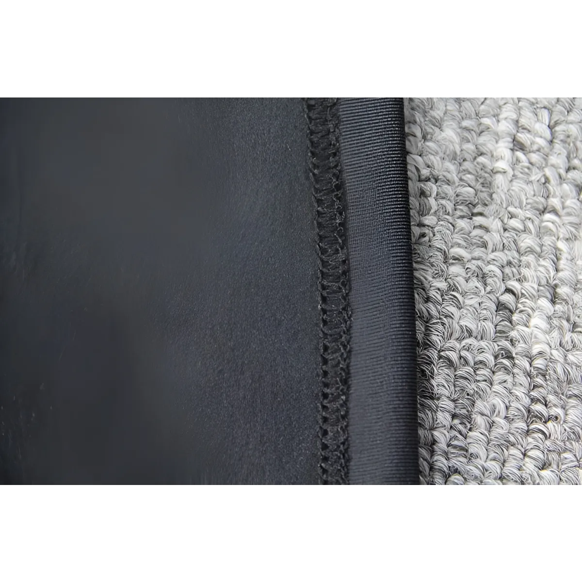 Women’s Crop Top With Long Sleeves - T-Shirts - 8