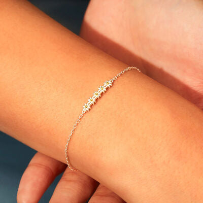 Daisy Shape Spring Ring Closure Bracelet - Silver / One Size - Women’s Jewelry - Bracelets - 3 - 2024