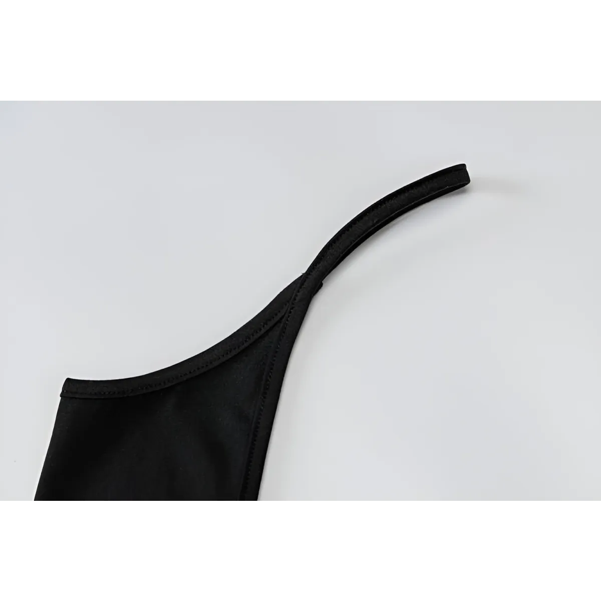 One Piece Crop Top - T-Shirts - 10