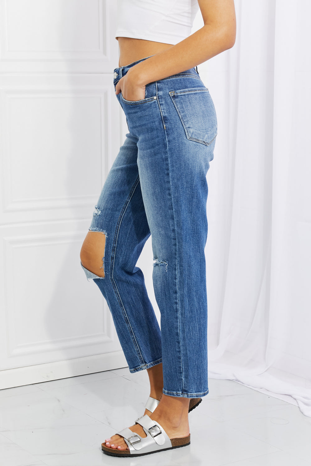 Emily High Rise Relaxed Jeans - Bottoms - Pants - 3 - 2024