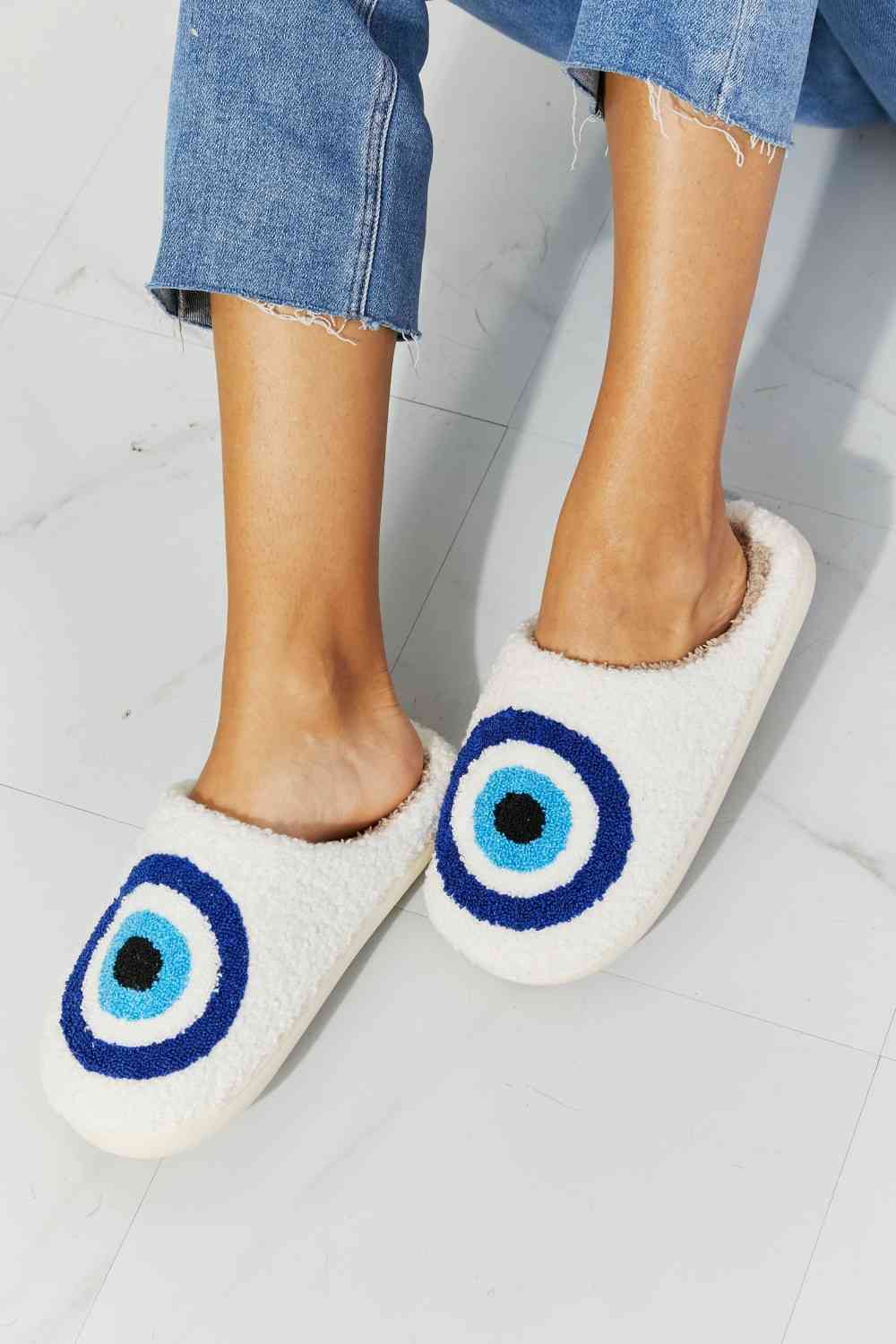 Eye Plush Slipper - Accessories - Shoes - 3 - 2024