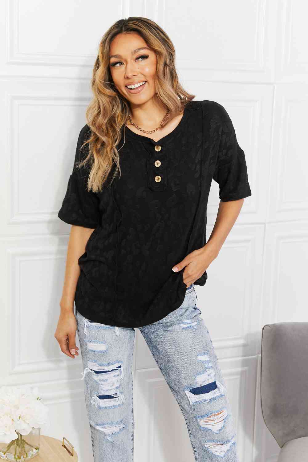 At The Fair Animal Textured Top in Black - Black / S - Tops - Shirts & Tops - 1 - 2024