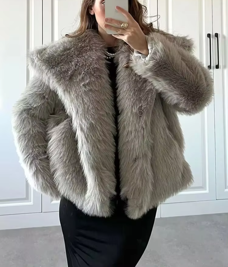 Faux Fur Coat - Chic Winter Outerwear for Women - Women’s Clothing & Accessories - Sweaters - 2024 - 4 - Worldwide