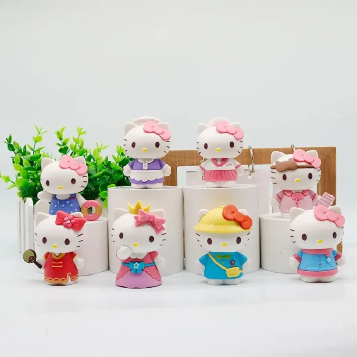 Hello Kitty Dress-Up Desktop Figurine Set - All Dresses - Figurine - 2