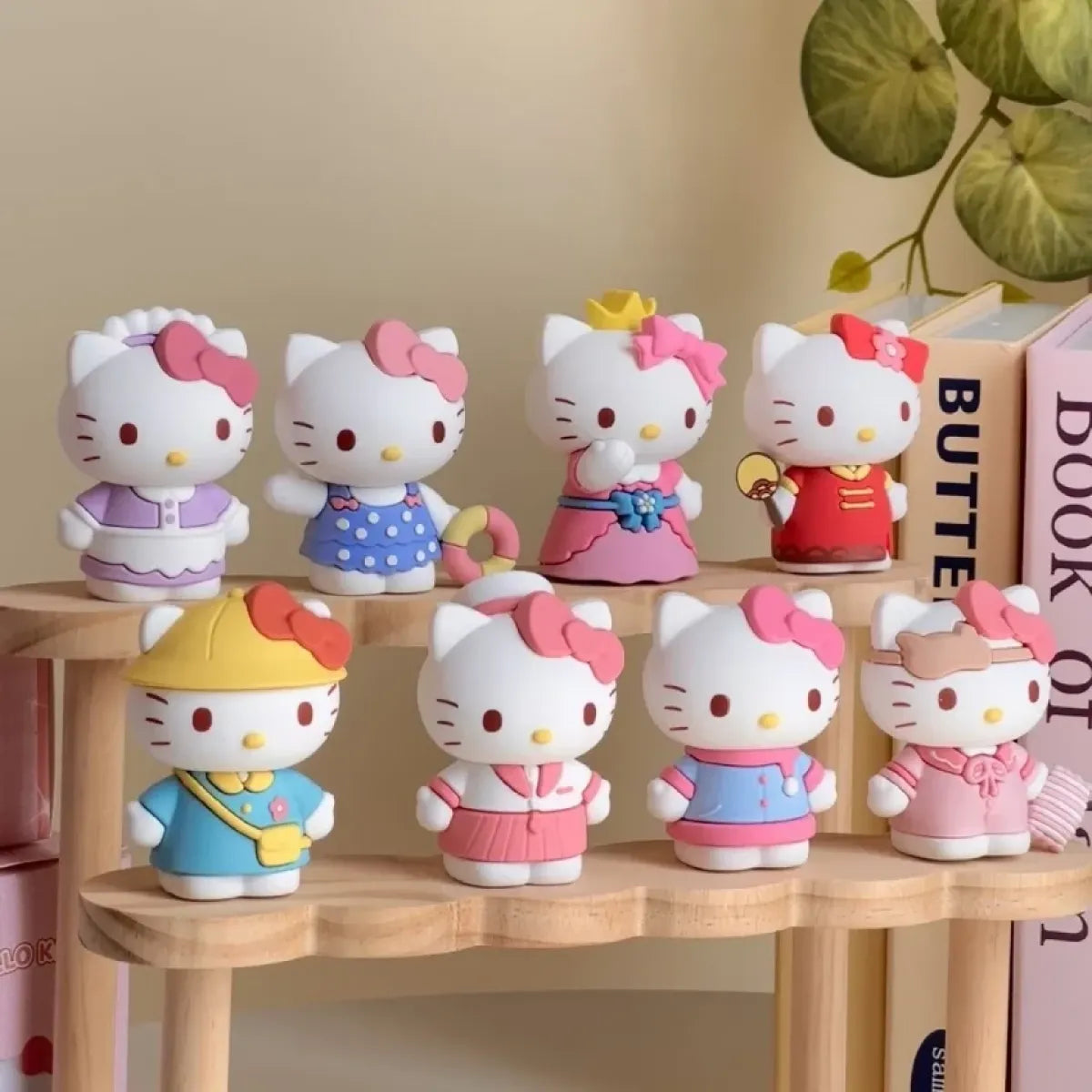 Hello Kitty Dress-Up Desktop Figurine Set - All Dresses - Figurine - 1