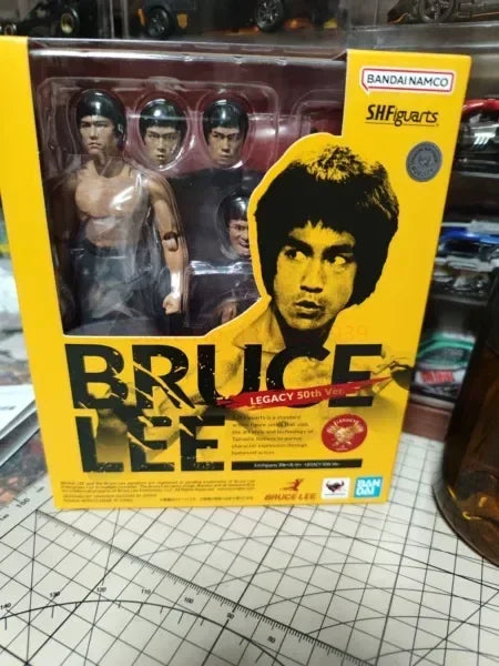 Bruce Lee 50th Anniversary Action Figure - Figurines - Action & Toy Figures - 5 - 2024