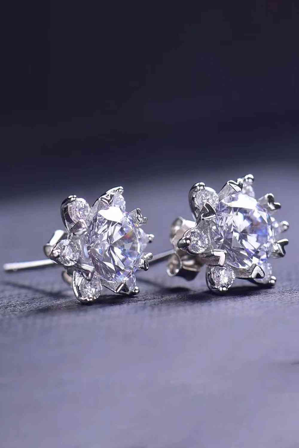 2 Carat Moissanite Floral Stud Earrings - Silver / One Size - Women’s Jewelry - Earrings - 4 - 2024