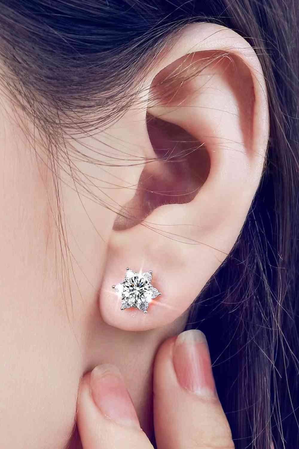 2 Carat Moissanite Floral Stud Earrings - Silver / One Size - Women’s Jewelry - Earrings - 6 - 2024