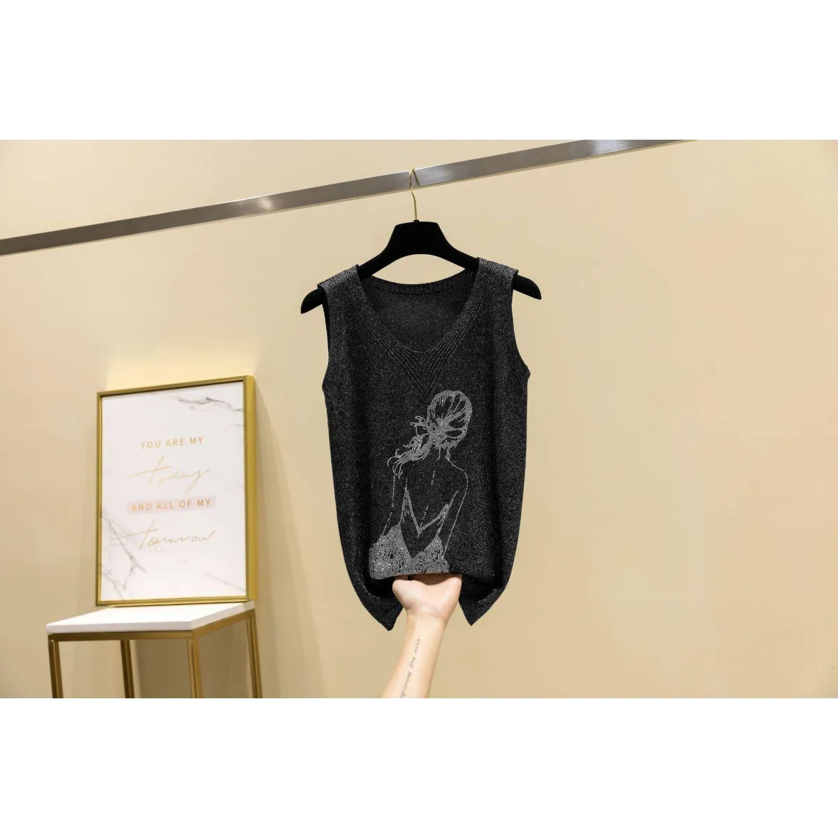 Glitter Print Tank Top - Women’s Clothing & Accessories - 9