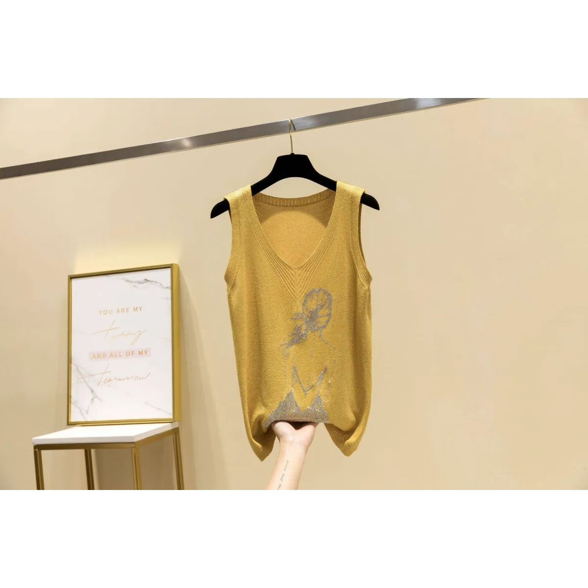 Glitter Print Tank Top - Women’s Clothing & Accessories - 11