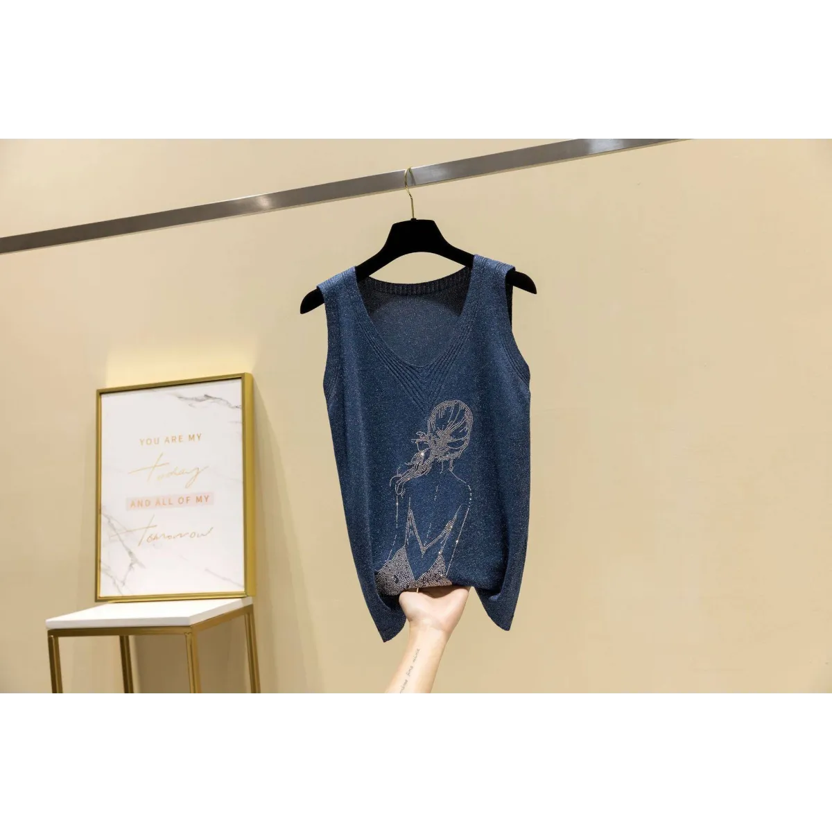 Glitter Print Tank Top - Women’s Clothing & Accessories - 8