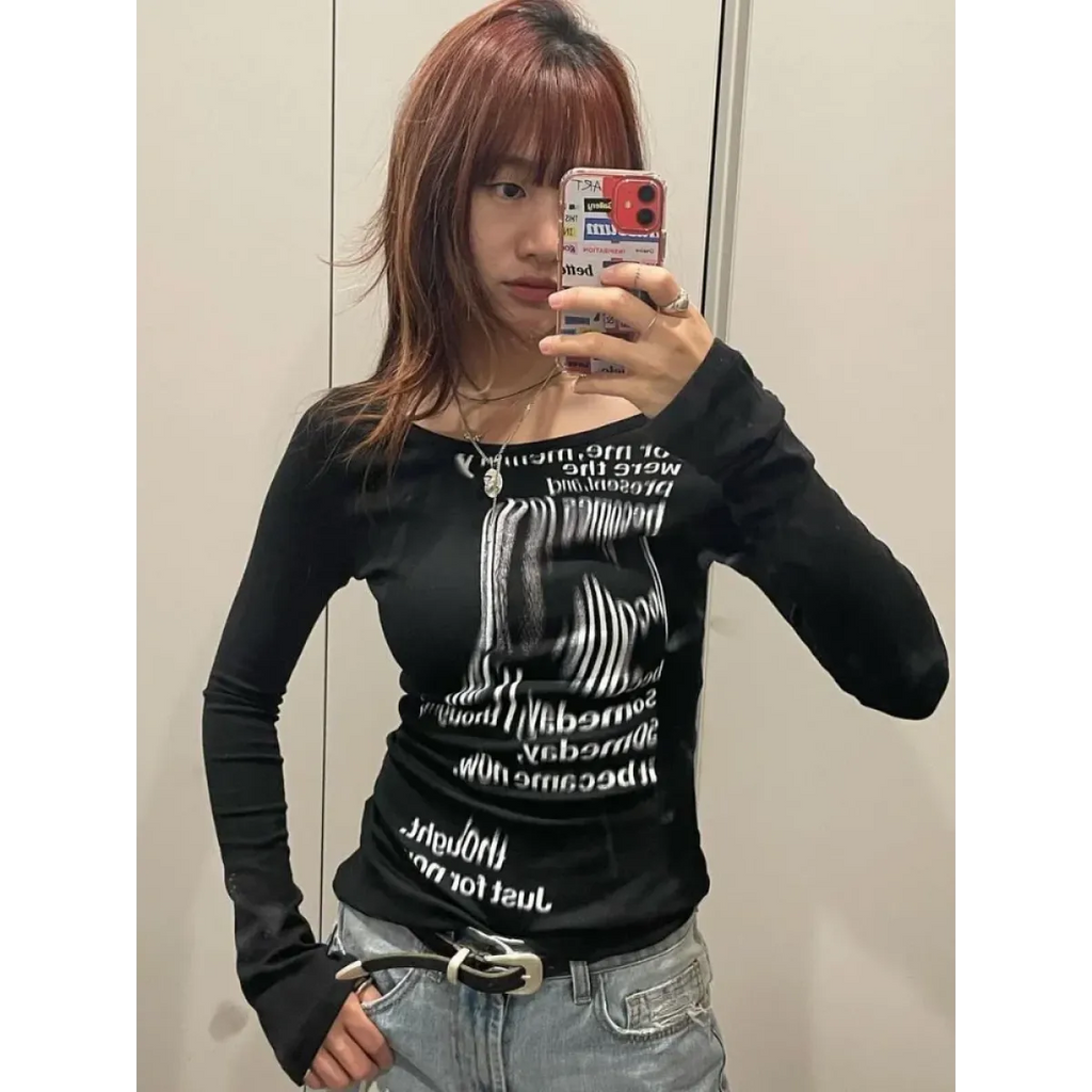 Graffiti Letter Print Crop Top: Y2K Aesthetic - Women’s Clothing & Accessories - 4