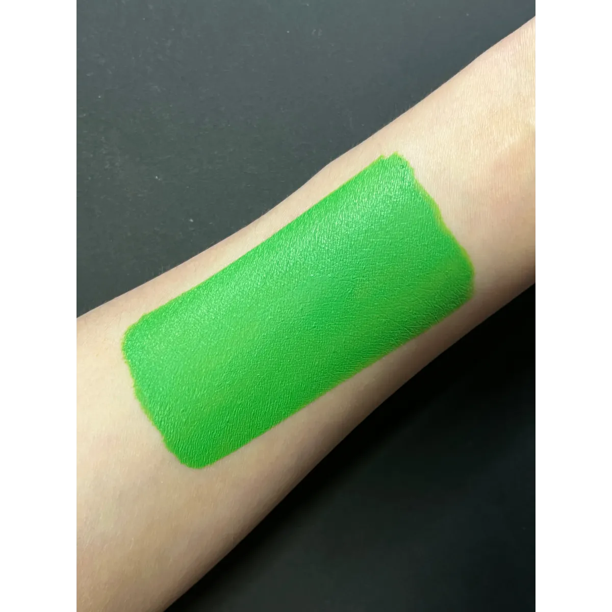 Shamrock Green Water-Activated Graphic Liner - Harajuku Style - Cosmetics - 3