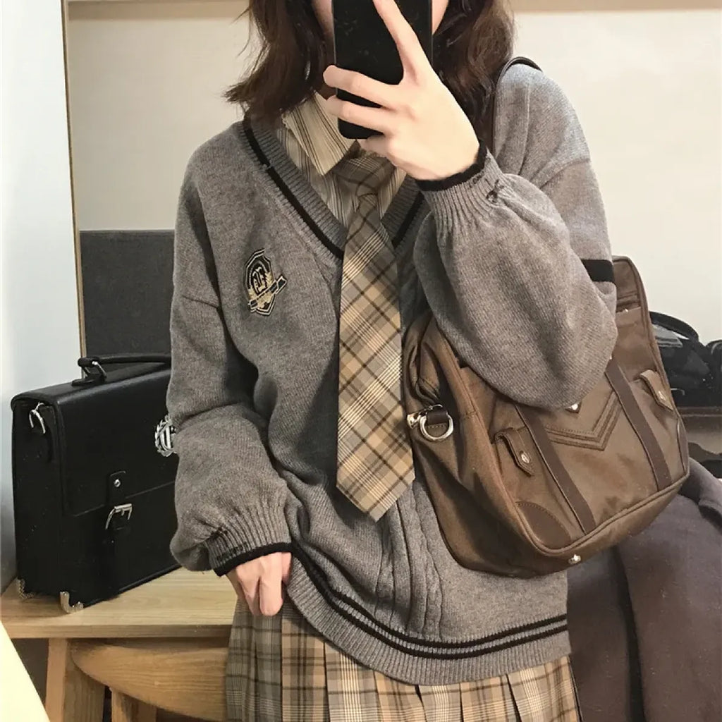 Gray Preppy Knitted Sweater – Vintage Oversized Japanese Style Pullover - Sweaters - V-neck - Sweaters - 2