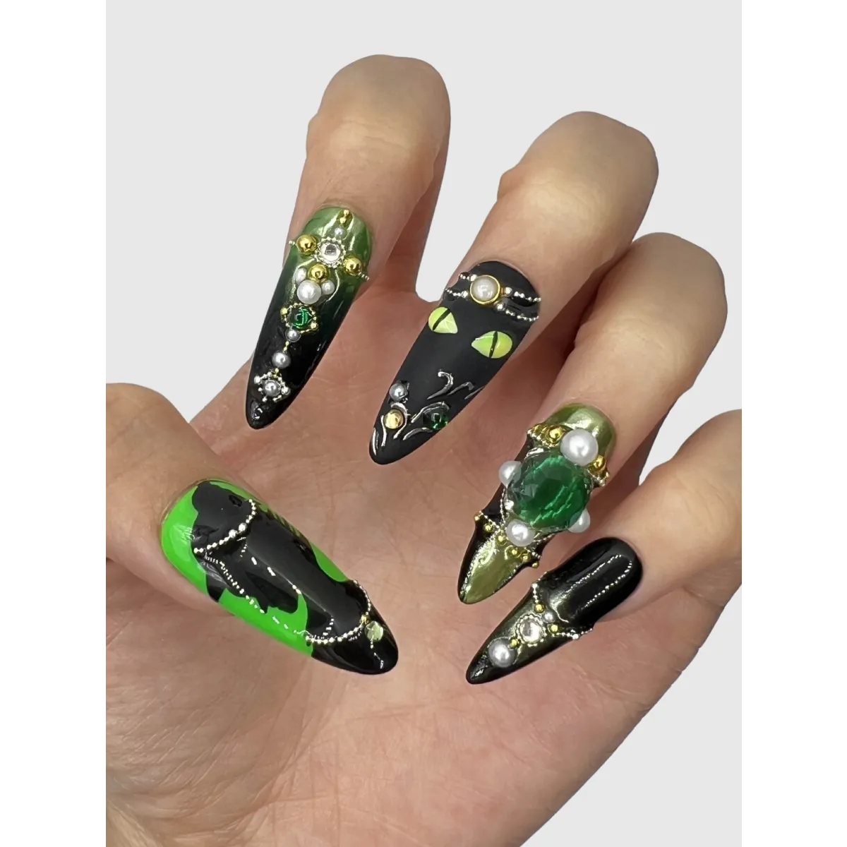 Witch’s Familiar Green Cat Eye Press-On Nails - Best Sellers - Cosmetics - 3