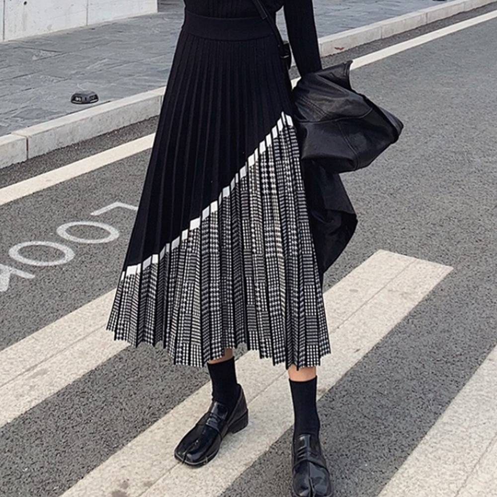 Harajuku Houndstooth Skirt - Bottoms - Clothing - 13 - 2024