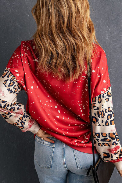 Heart Leopard Round Neck Sweatshirt - T-Shirts - Shirts & Tops - 2 - 2024