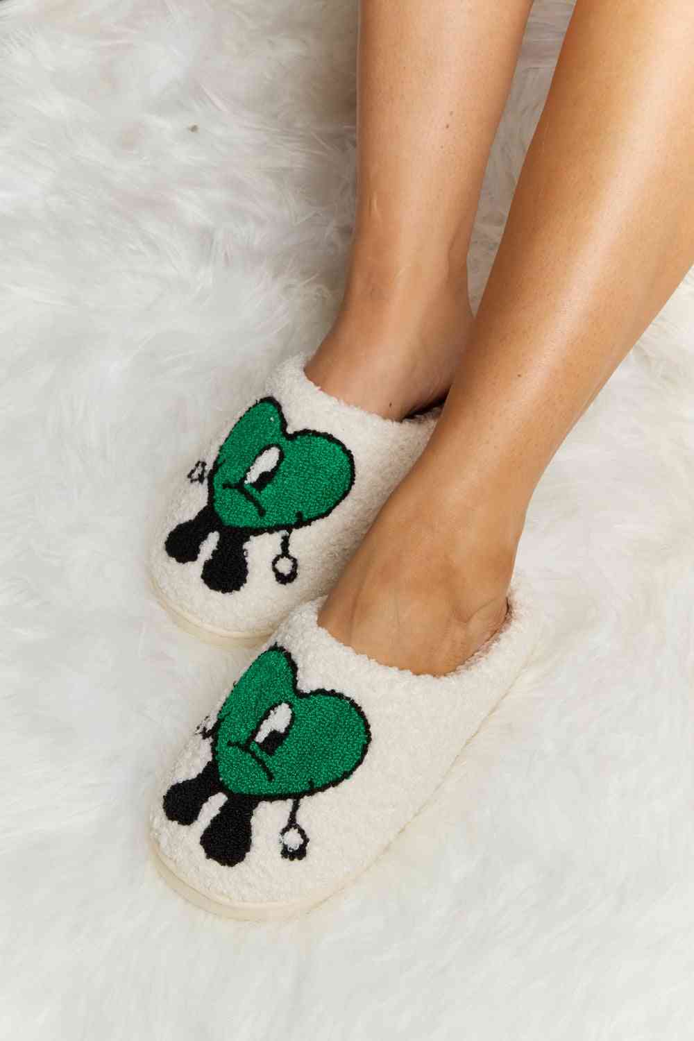 Love Heart Print Plush Slippers - Slippers - Shoes - 13 - 2024