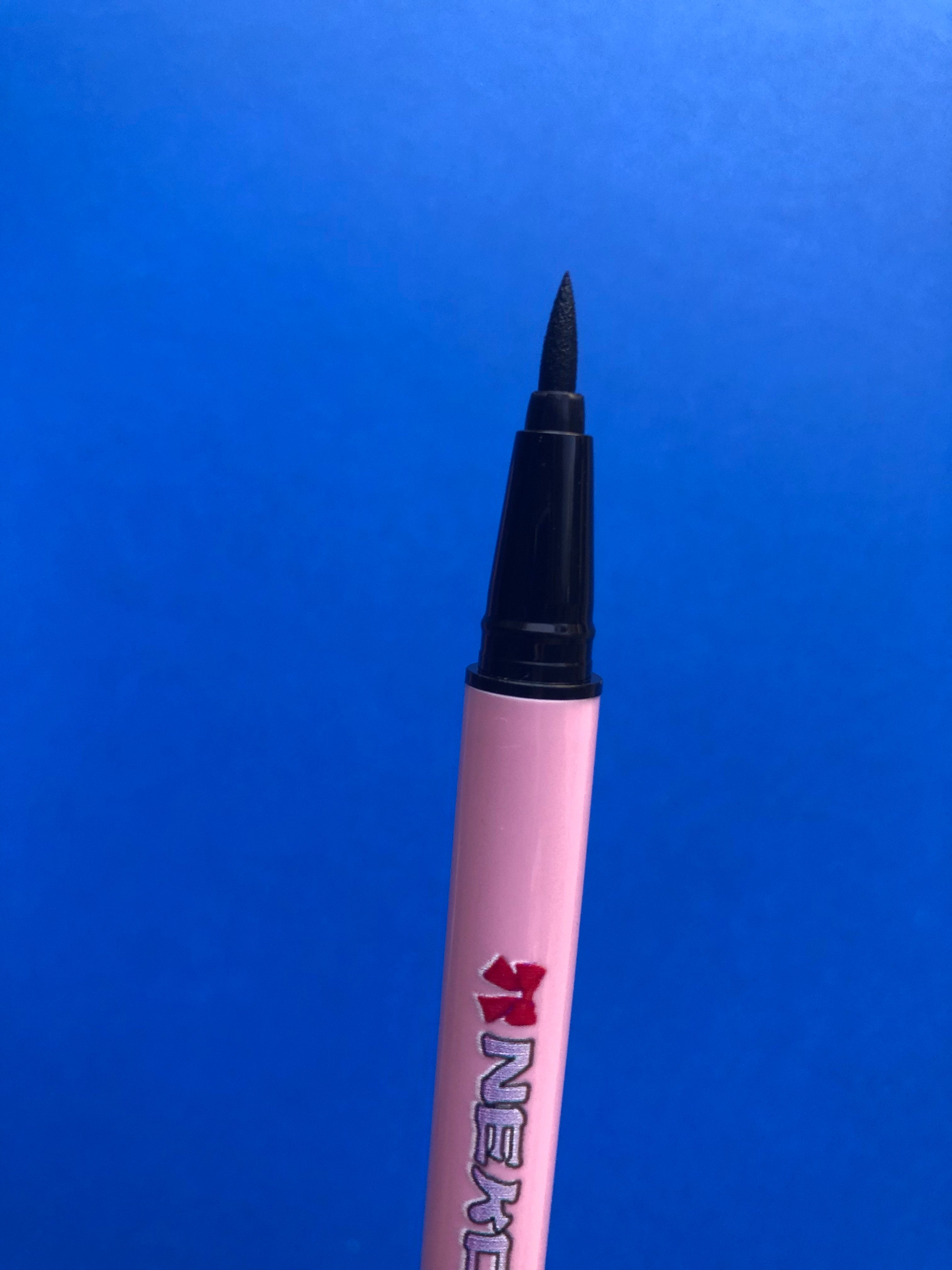 Gamer Girl Adhesive Eyeliner Pen