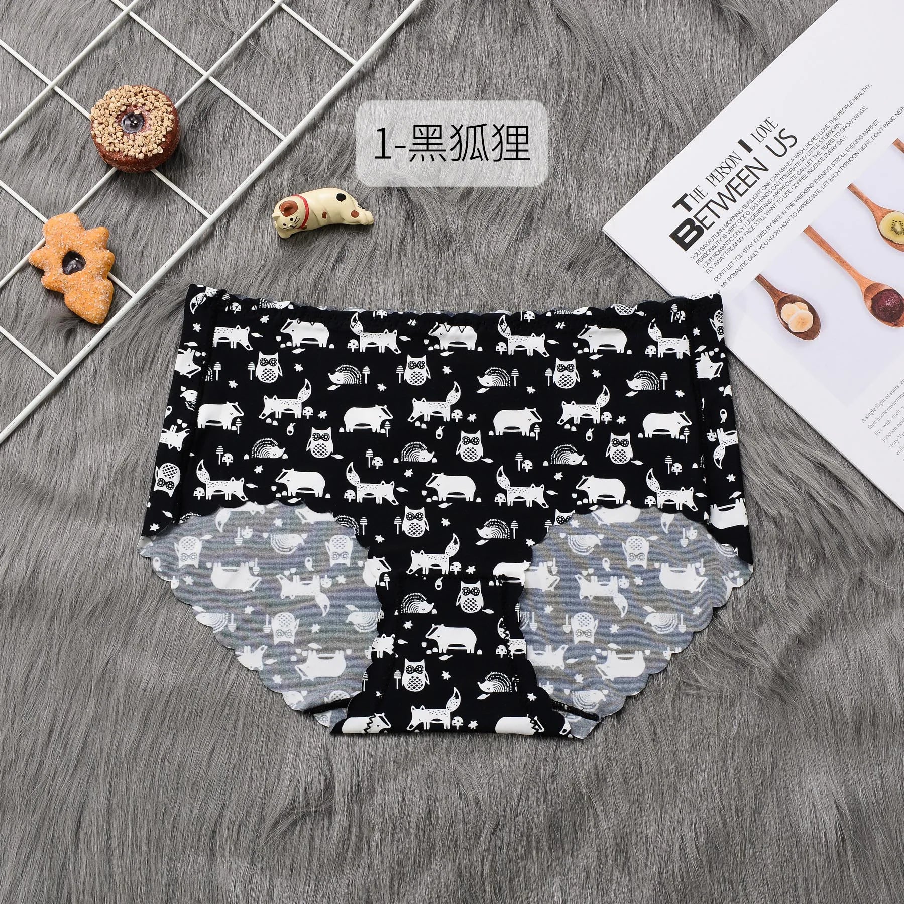 Kawaii Hello Kitty Silk Panties - Black / 45 60kg - Intimates - Lingerie - 7 - 2024