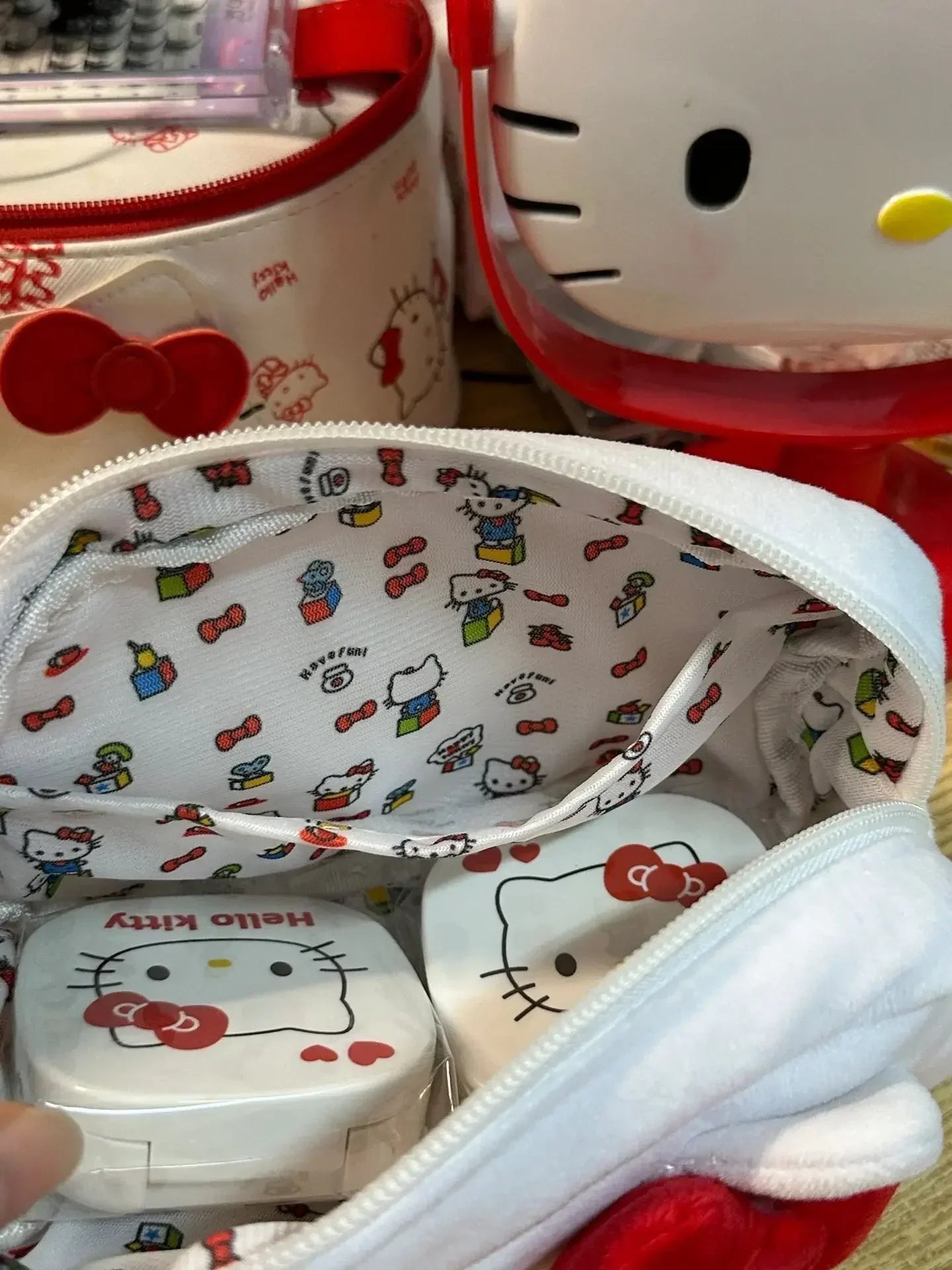 Hello Kitty Plush Storage Bag: Adorable Sanrio Makeup & Stationery Organizer - All Products - Luggage & Bags - 4 - 2024