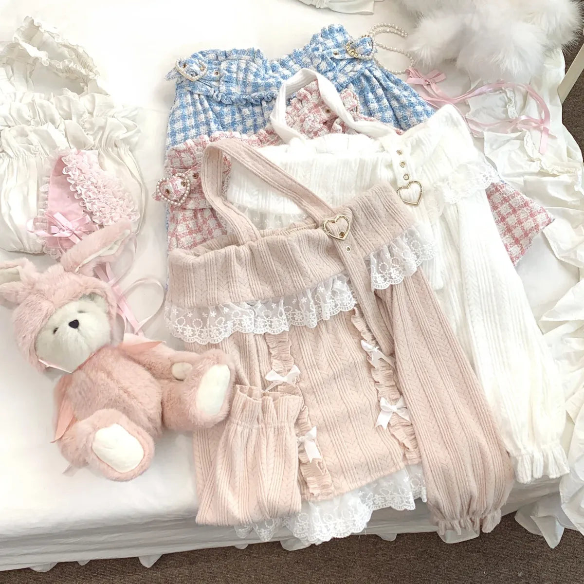 Kawaii Lace Patchwork Knit Top – Halter Neck Lolita Sweater - Sweaters - Long - Off-Shoulder - Crop Tops - 1