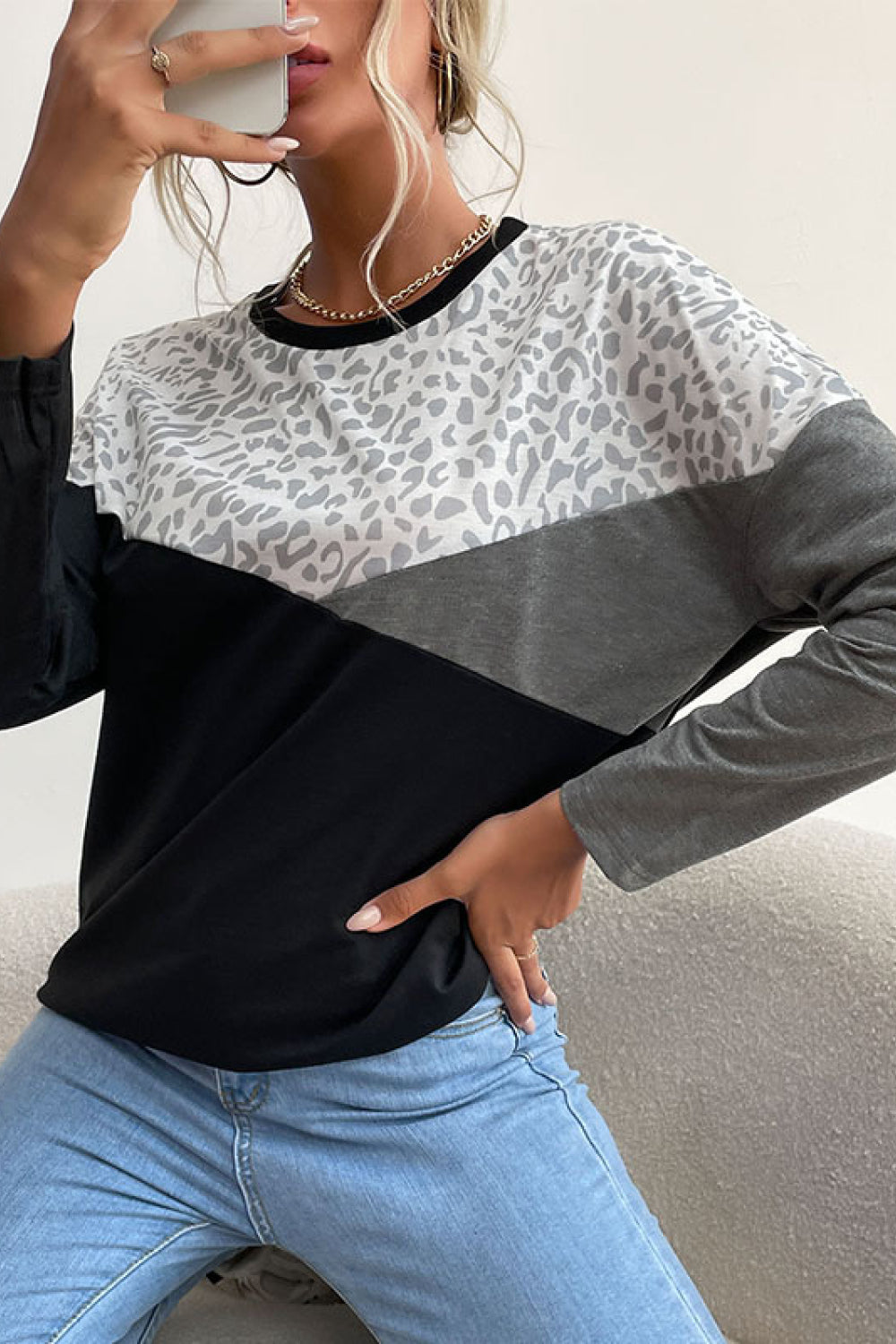 Leopard Color Block Pullover - T-Shirts - Shirts & Tops - 3 - 2024