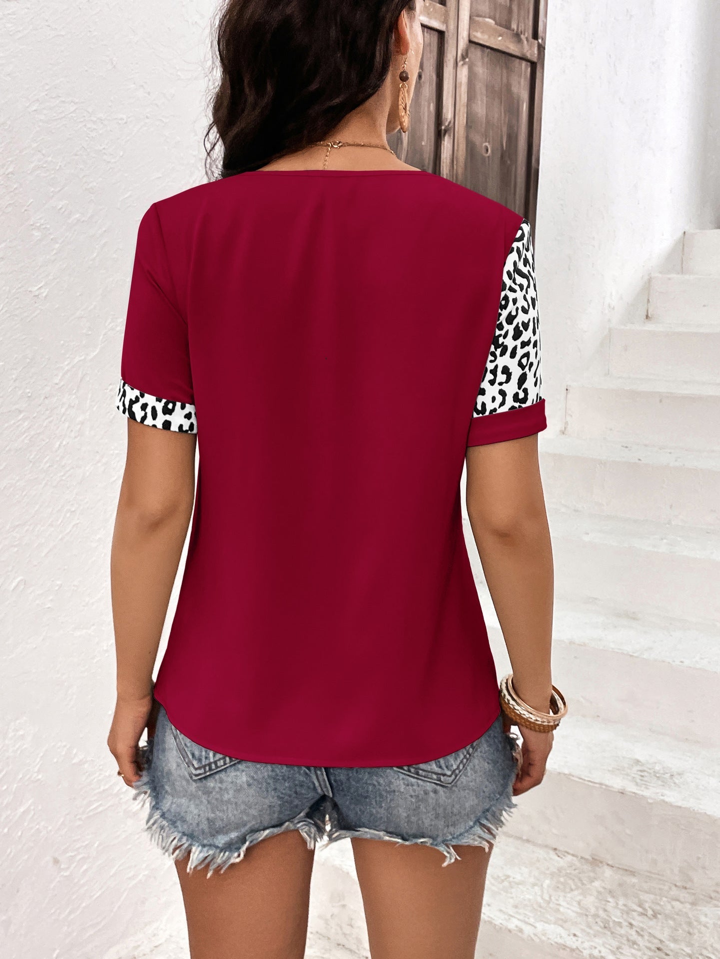 Leopard Round Neck Short Sleeve Tee - T-Shirts - Shirts & Tops - 12 - 2024