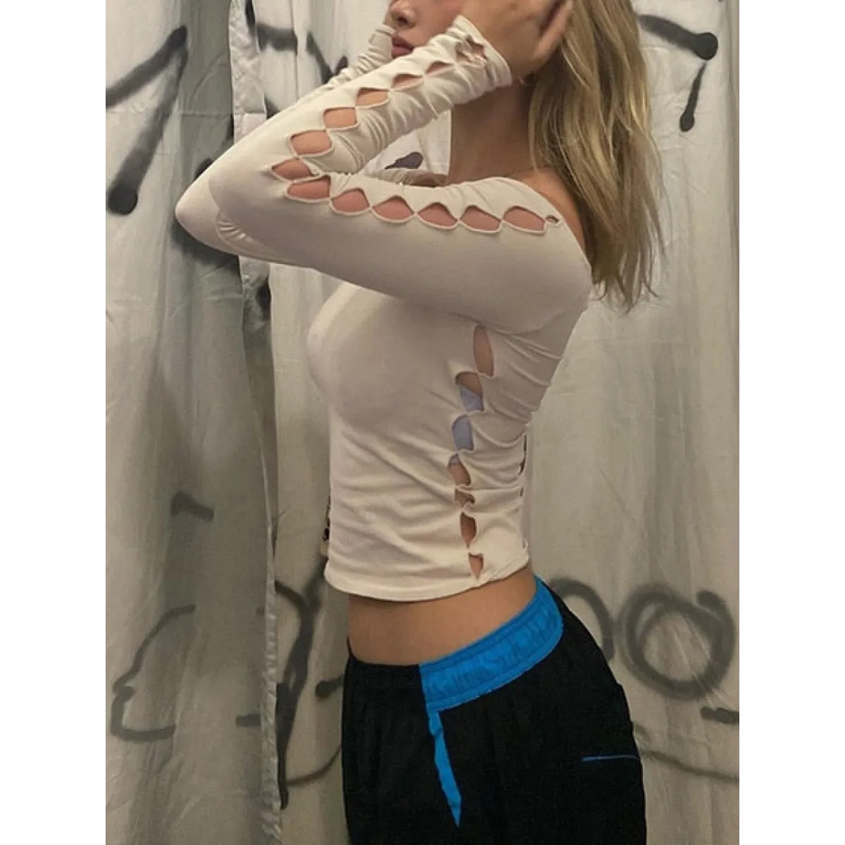 Slim Fit Solid Long Sleeve T-shirt - T-Shirts - Clothing - 6 - 2024