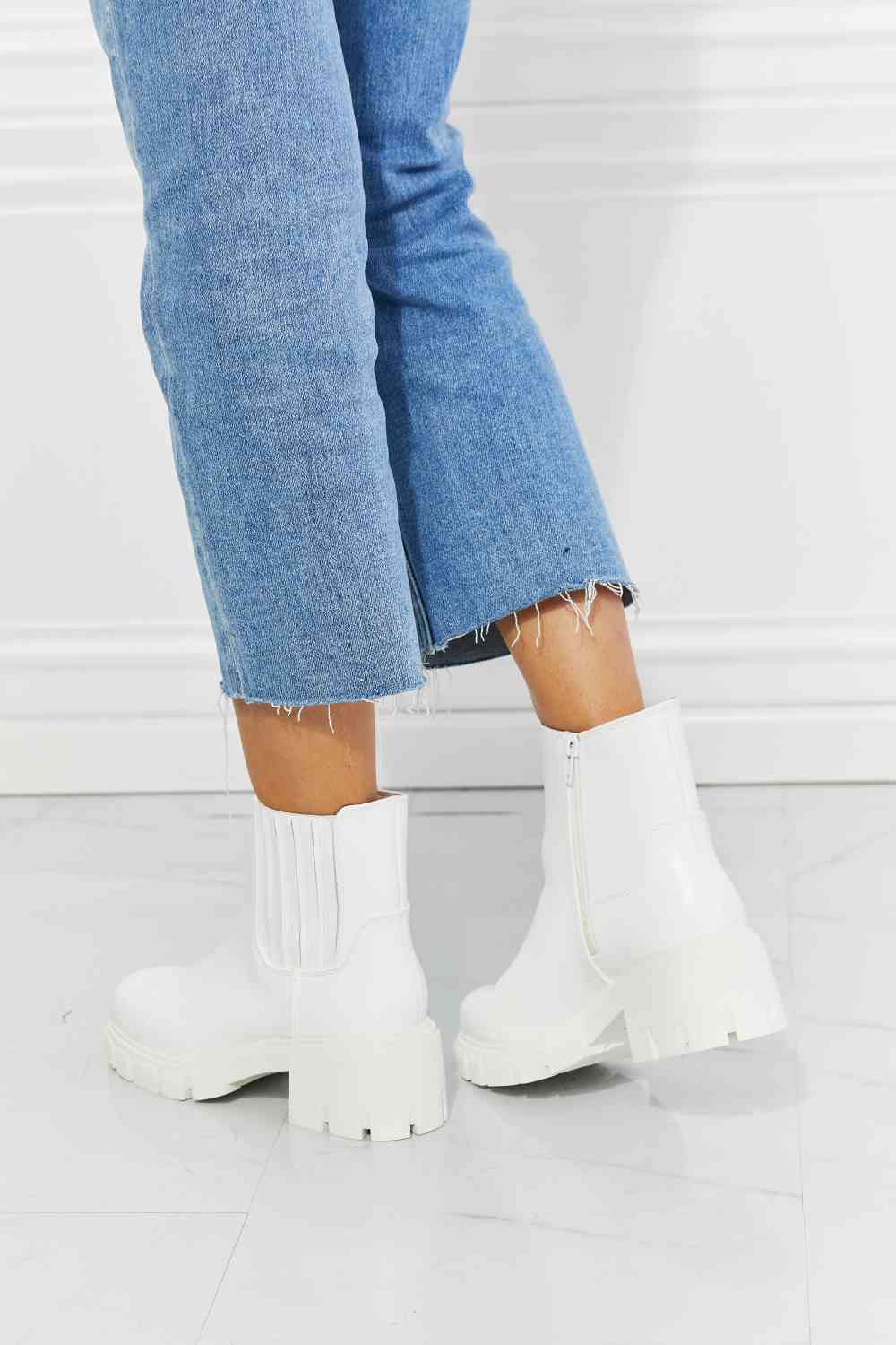 Lug Sole Chelsea Boots in White - All Products - Shoes - 3 - 2024