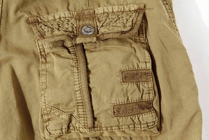 Patterned Art Textile Shorts - Men’s Clothing & Accessories - Shorts - 14 - 2024