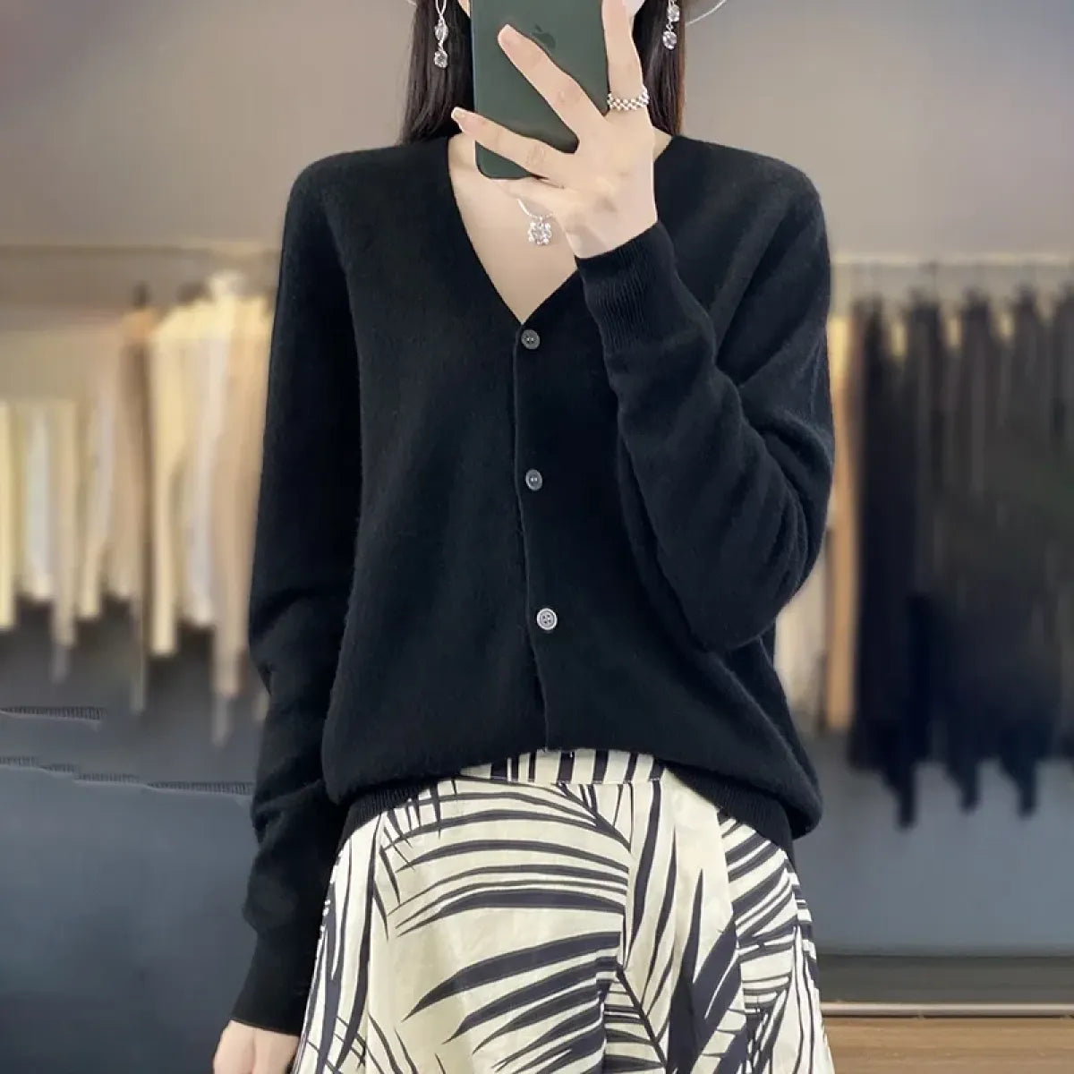 100% Merino Wool V-Neck Knit Sweater - Sweaters - Sweater / Pullover - 12