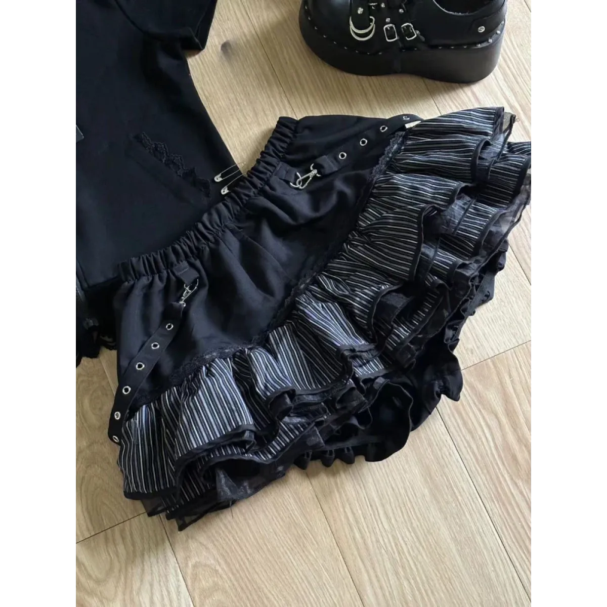 Black Punk Ruffle Mini Skirt - Bottoms - Skirts - 1