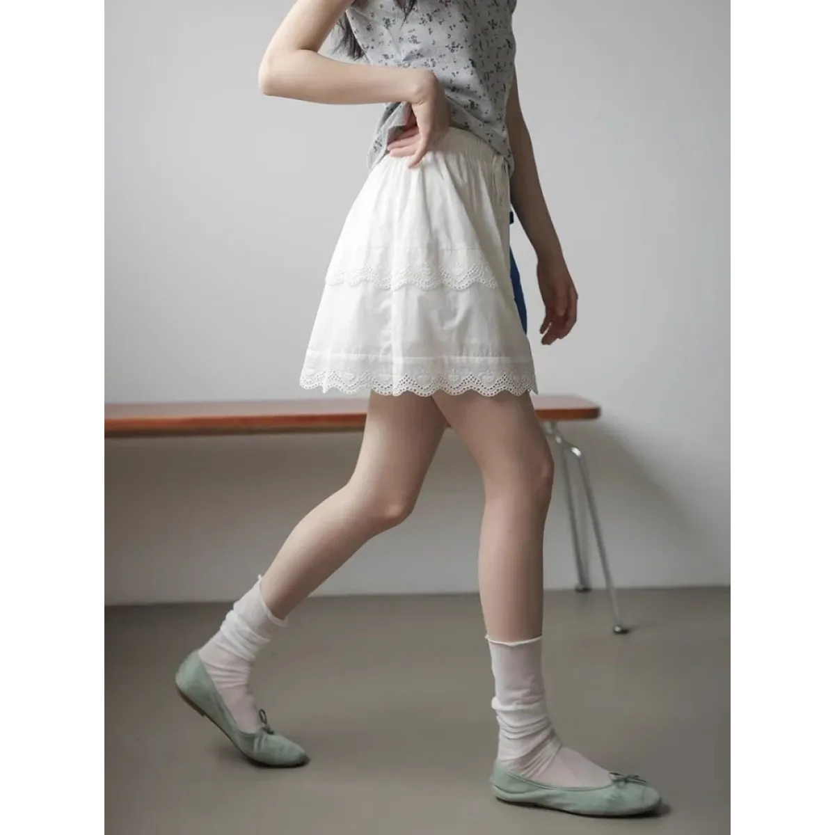 Korean Lace Ruffle Mini Skirt - Bottoms - Mini Skirts - 3