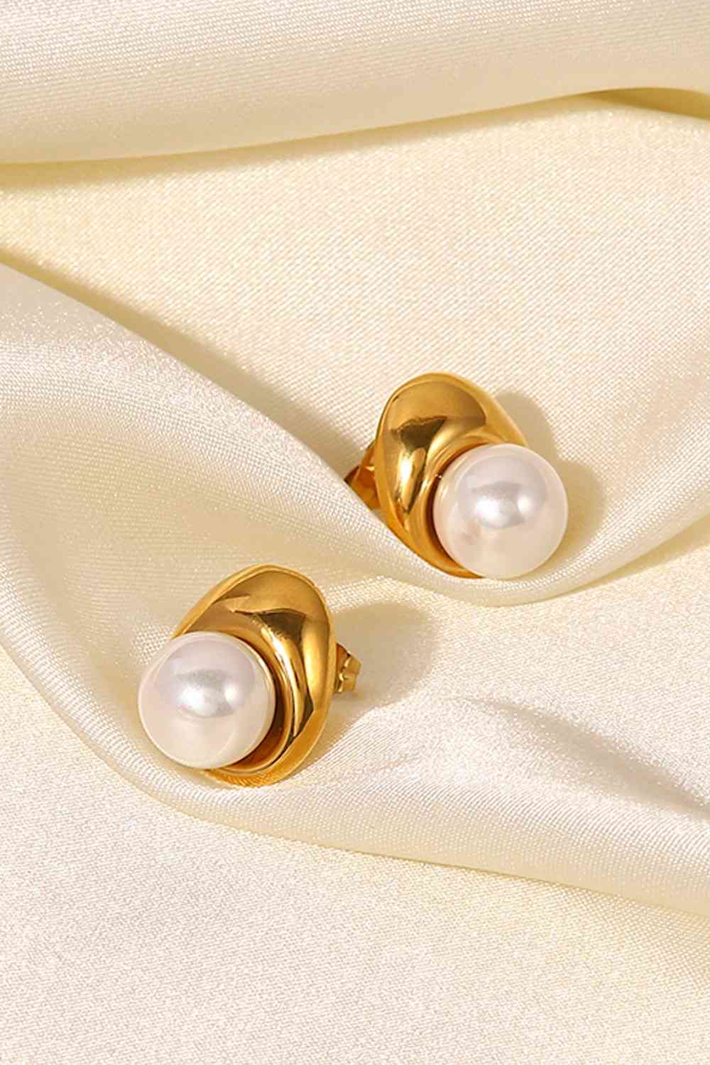 Lovelier Than Ever Pearl Stud Earrings - Gold / One Size - Women’s Jewelry - Earrings - 2 - 2024