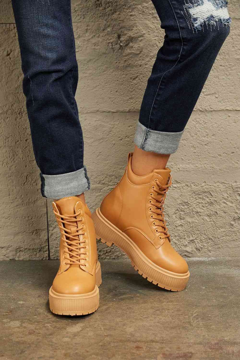 Platform Combat Boots - Caramel / 6 - All Products - Shoes - 1 - 2024