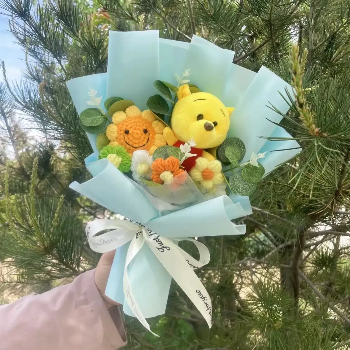 Winnie the Pooh Plush Bouquet – Handmade Gift with Eeyore & Tigger - Plushies - Plushie - 10