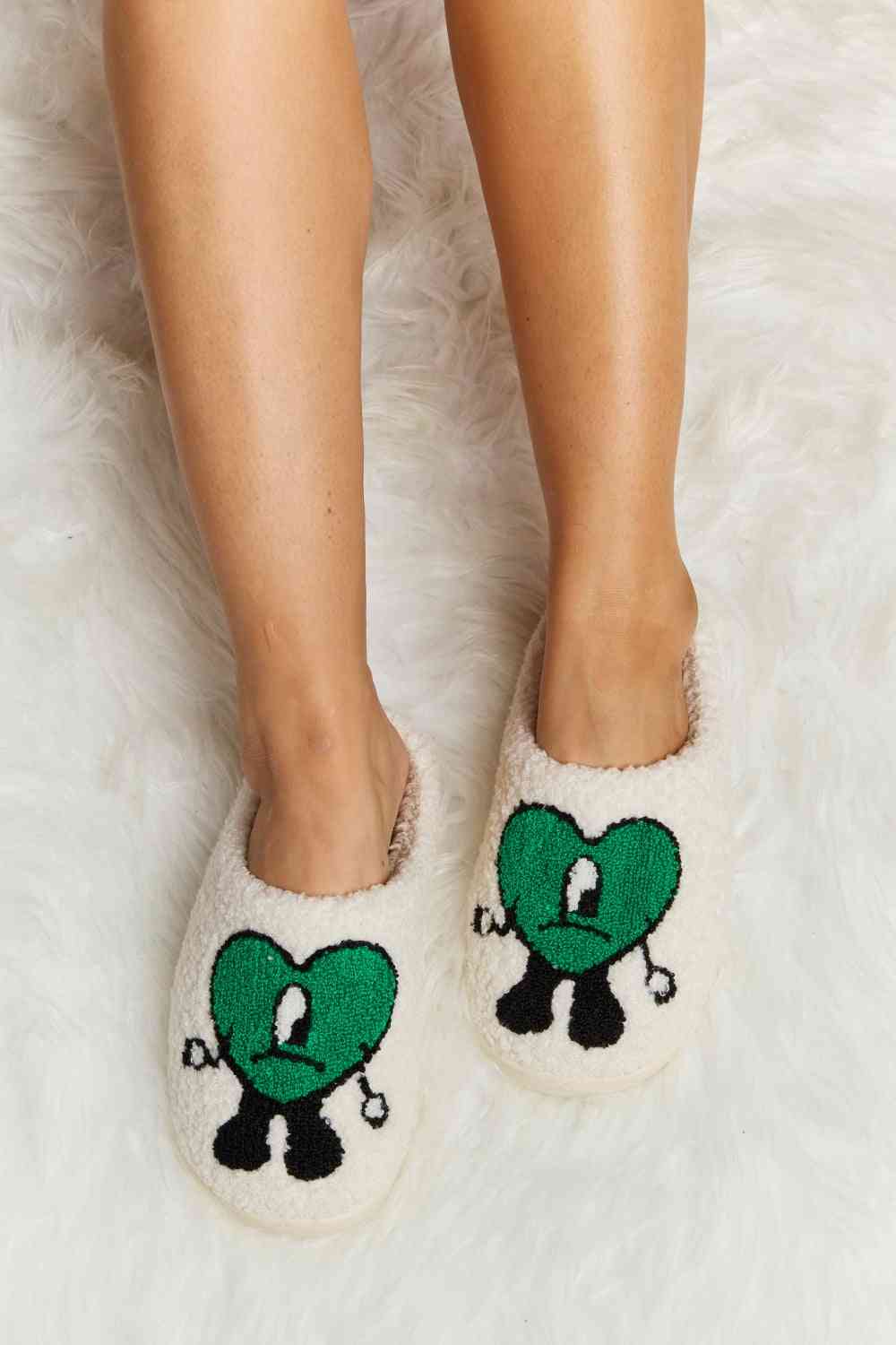 Love Heart Print Plush Slippers - Plushies - Shoes - 14 - 2024