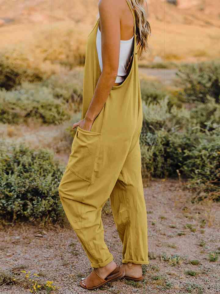 Sleeveless V-Neck Pocketed Jumpsuit - Women’s Clothing & Accessories - Jumpsuits & Rompers - 5 - 2024