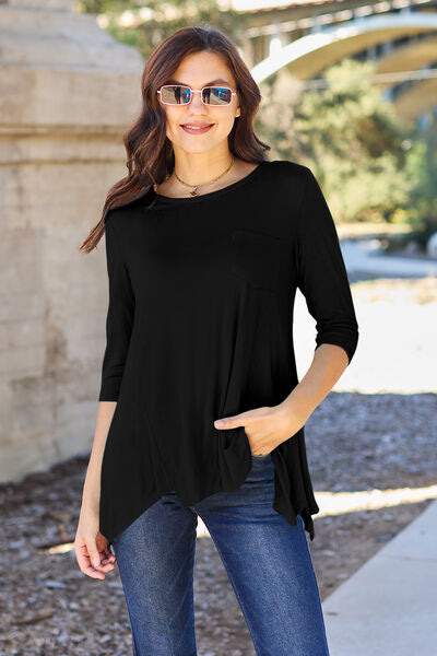 Round Neck Pocketed T-Shirt - Black / S - T-Shirts - Shirts & Tops - 7 - 2024