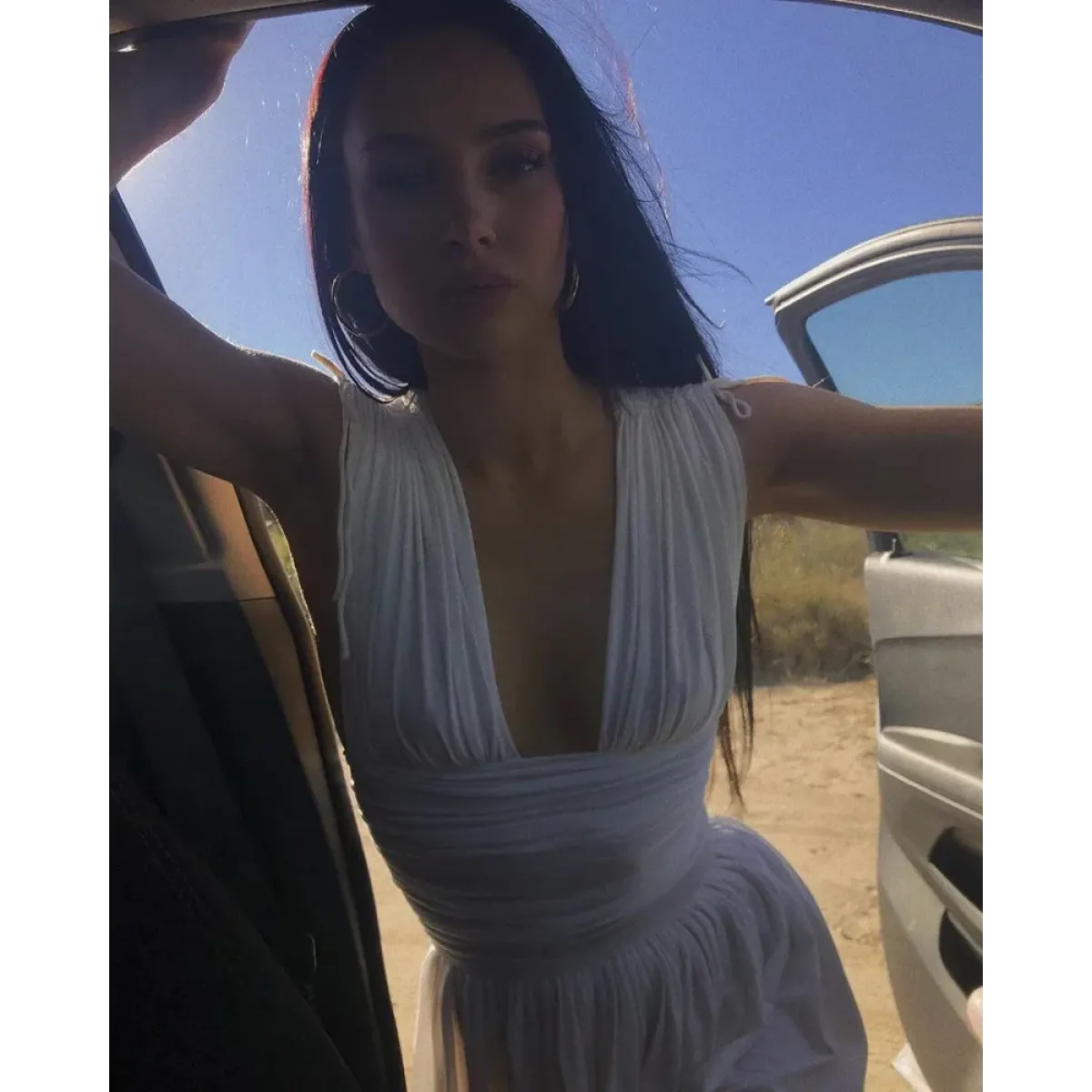 White Pleated Deep V-Neck Mini Dress - All Dresses - Sleeveless - V-neck - Dresses - 4