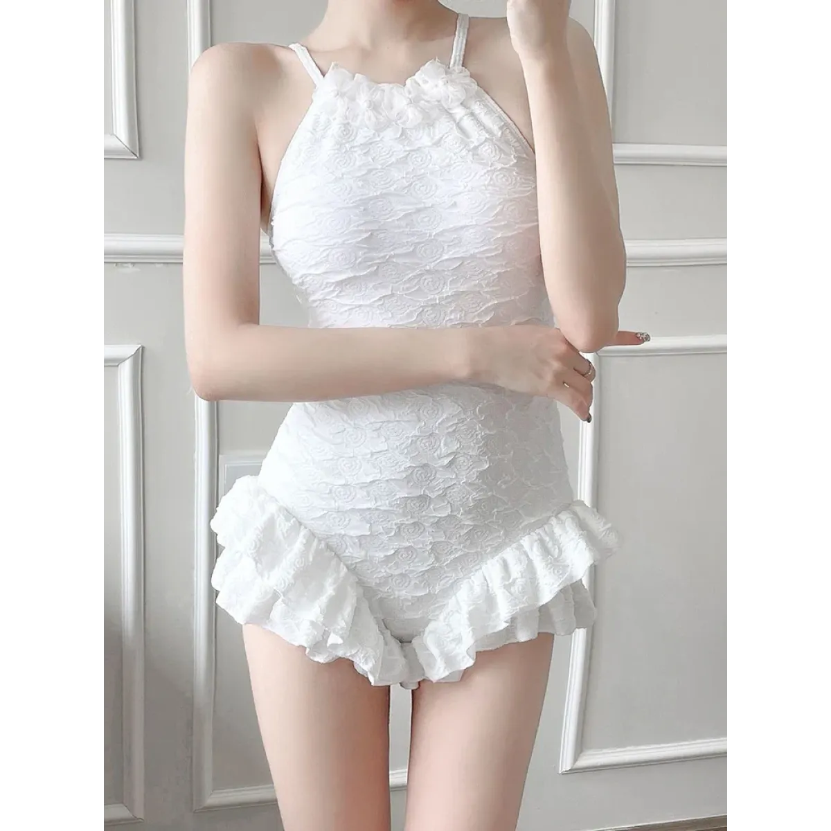 Textured Swimsuit – Ruffled Hem Halter One-Piece Beachwear - Sexy Products - Swimwear - 3