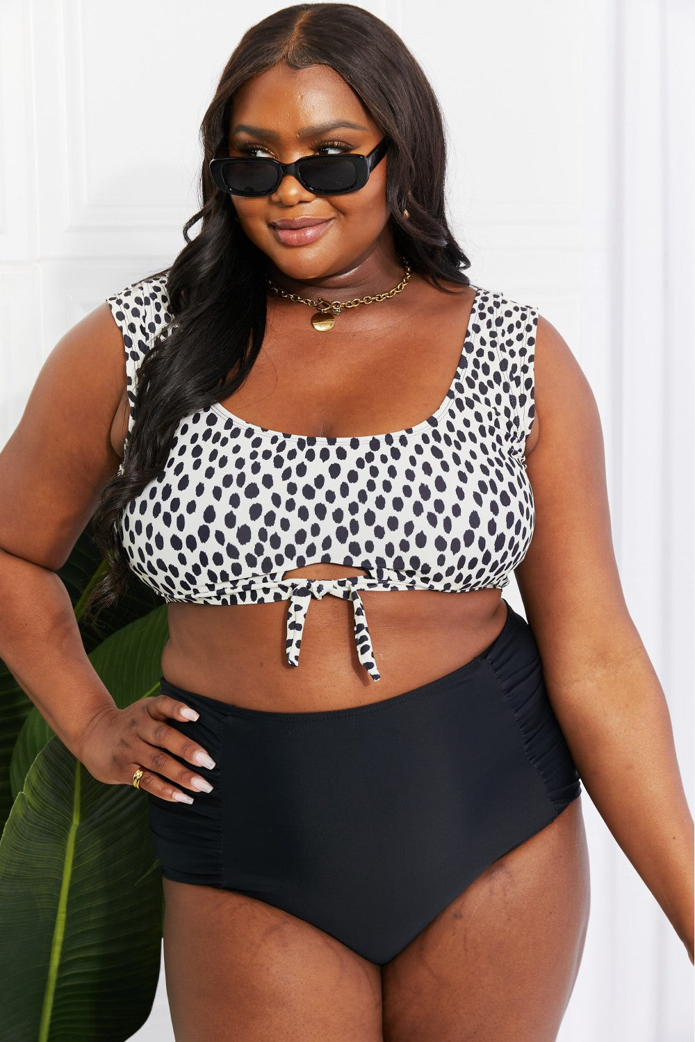 Sanibel Crop Swim Top and Ruched Bottoms Set in Black - Bottoms - Swimwear - 5 - 2024