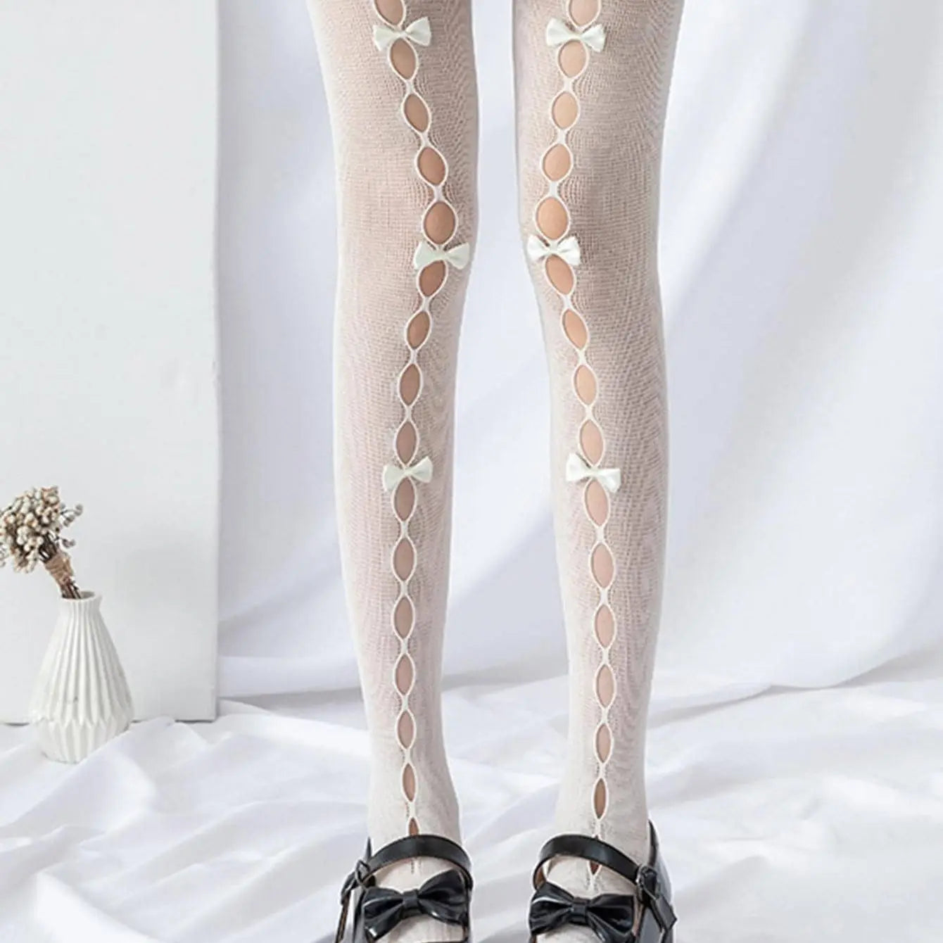Spicy Girl Bow Fishing Net Stockings - White / One Size - Sexy Lingerie - Apparel & Accessories - 8 - 2024