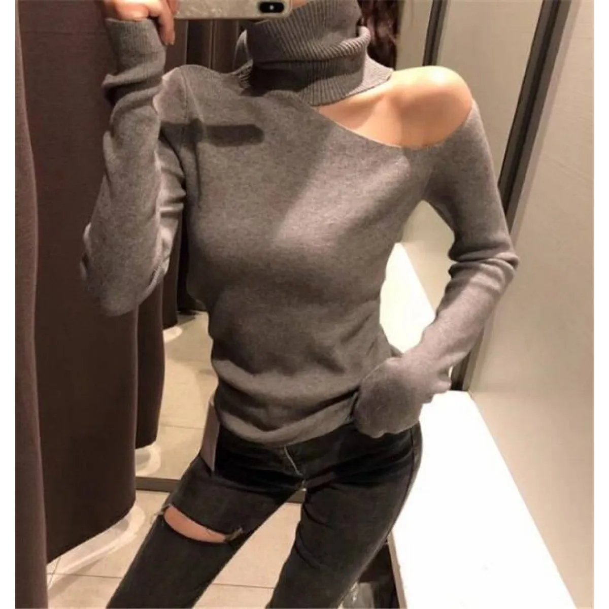 Off Shoulder Knitted Sweater - Sweaters - 18