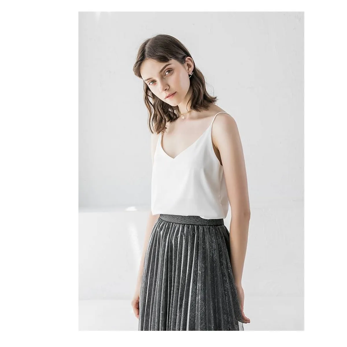 Sleeveless V-Neck Tops - Women’s Clothing & Accessories - 13