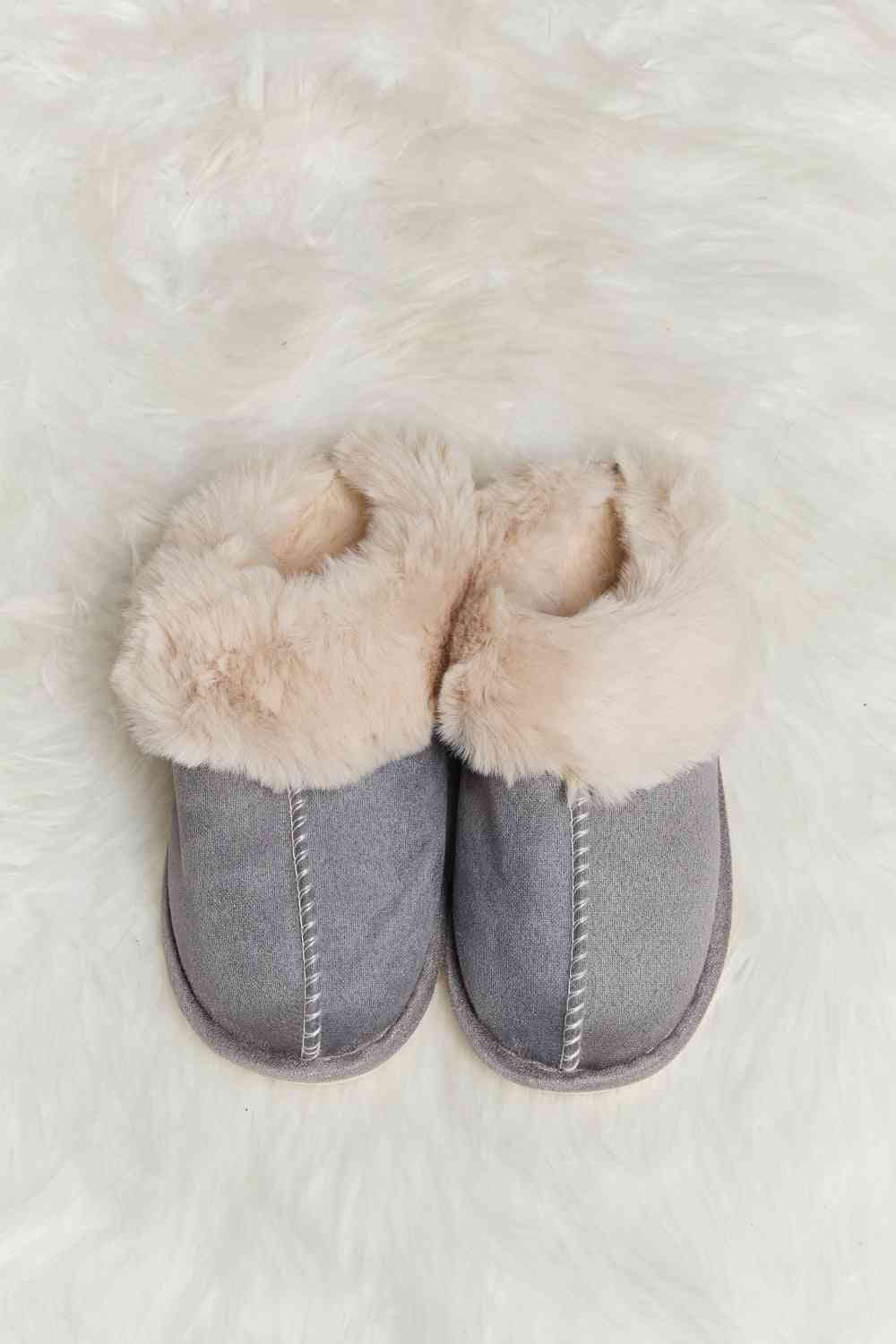 Fluffy Indoor Slippers - Slippers - Shoes - 10 - 2024
