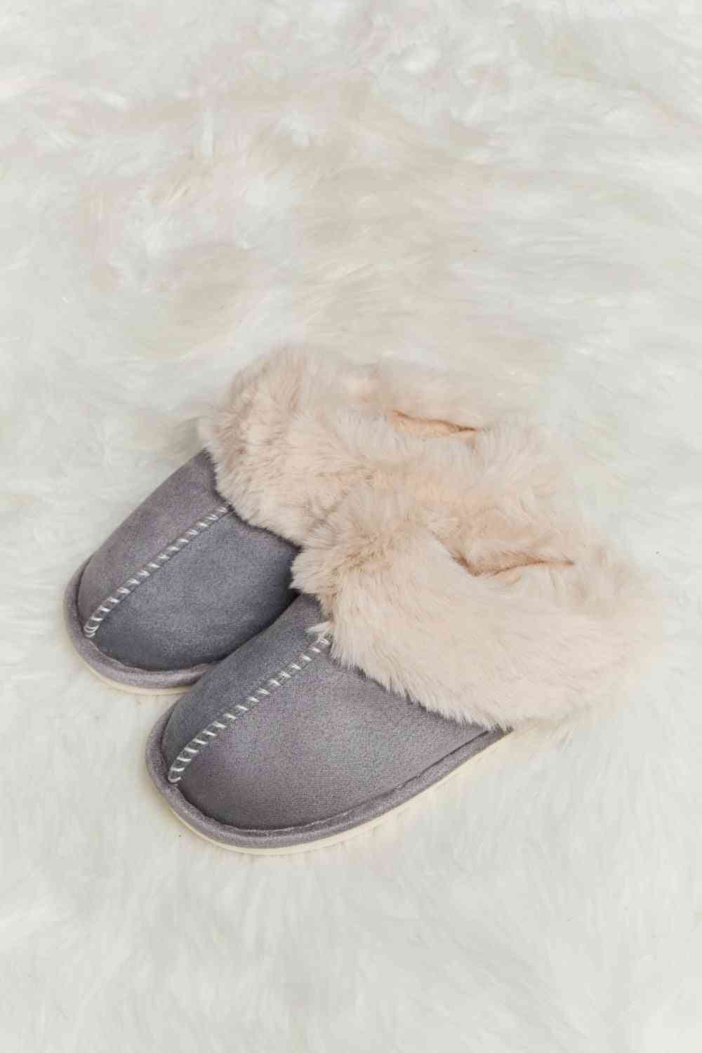 Fluffy Indoor Slippers - Slippers - Shoes - 11 - 2024