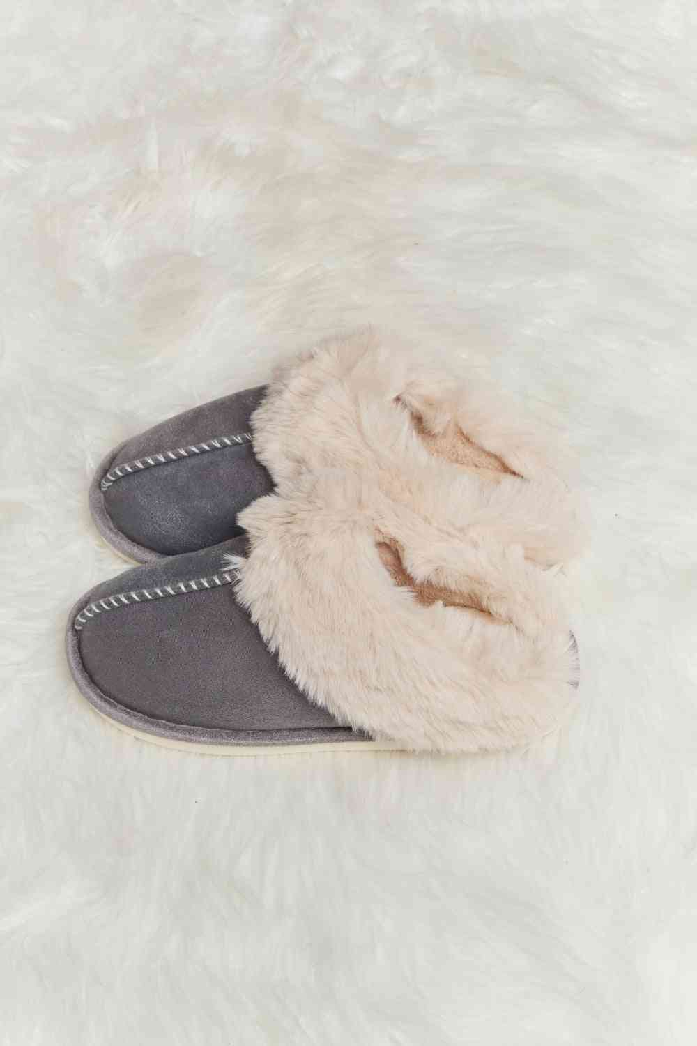 Fluffy Indoor Slippers - Slippers - Shoes - 12 - 2024